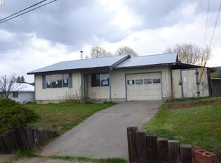 810 N 8th Ave, Elgin, OR 97827