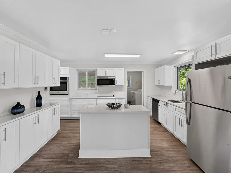 500 Emerald Pond Ln — Photo 10