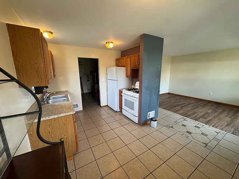 2180 Hamata St — Photo 6