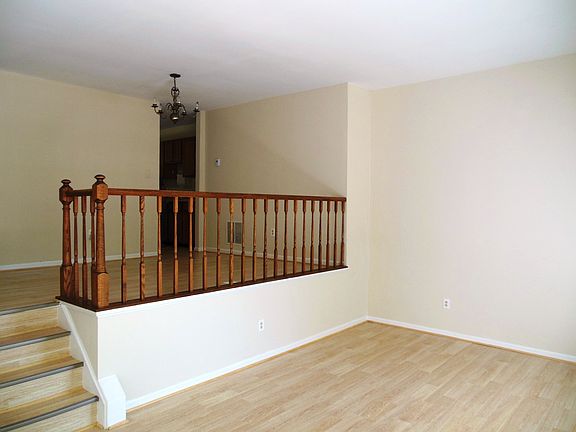 5th image of 5734 Lakeside Oak Ln