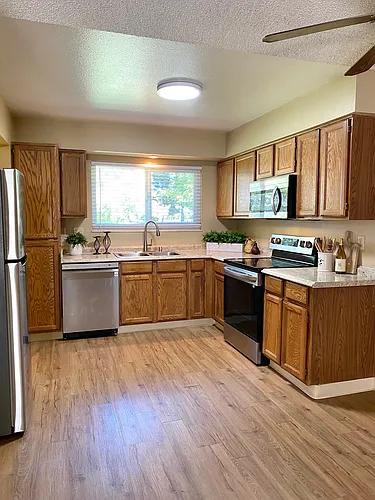 464 Smithridge Park Photo 1