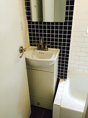 Rented by City View Living | media 29