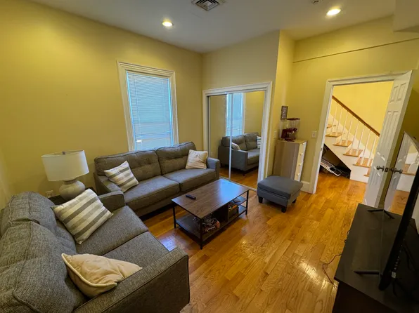 (undisclosed Address), Somerville, MA 02144