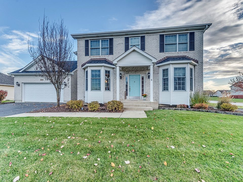 1st image of 204 E Maplewood Dr
