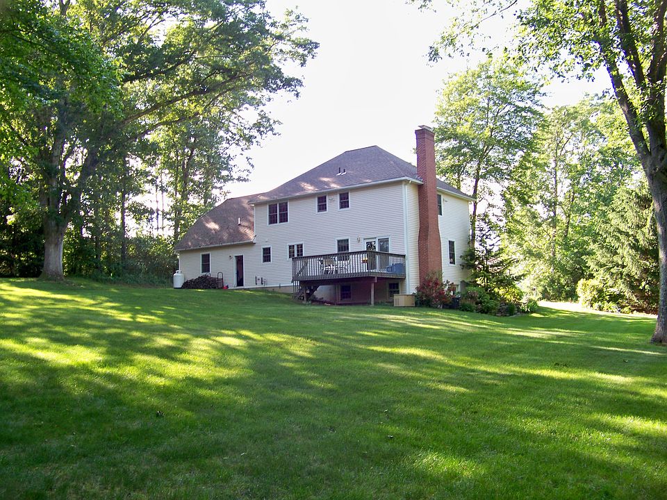 2nd image of 23 Lucks Way