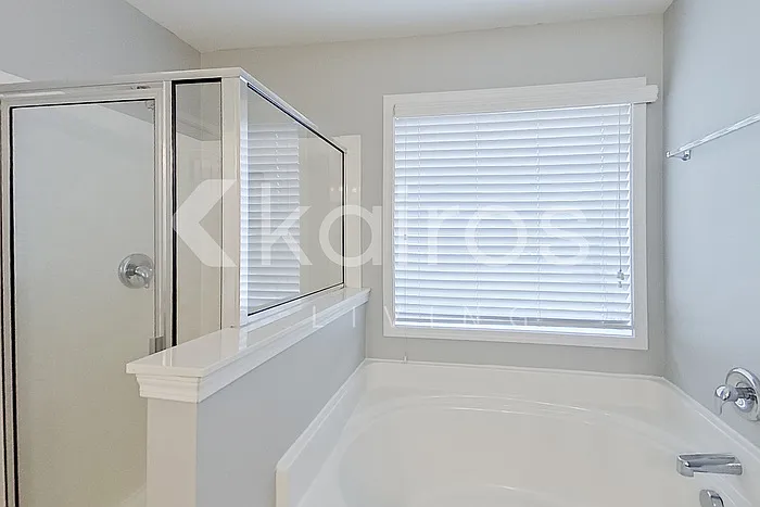 141 Whitton Ct — Photo 21