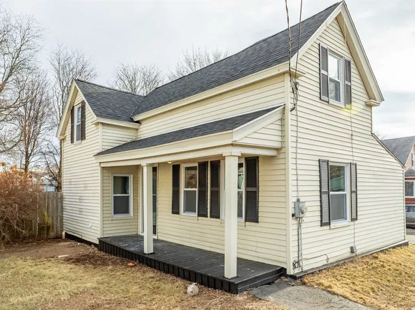 28 Jackson Street, Rochester, NH 03867