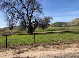 31398 Road Runner Ln, Springville, CA 93265