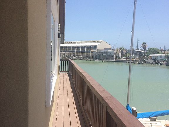 3rd image of 800 Tarpon Ave