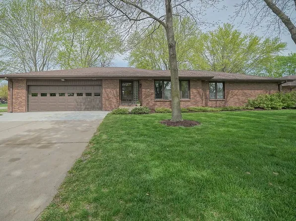 7700 Myrtle St, Lincoln, NE 68506