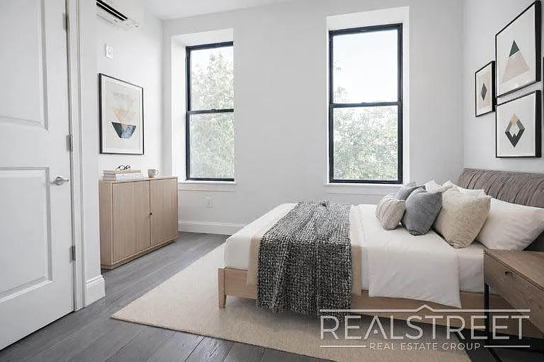 181 Chauncey St #4R — Photo 4
