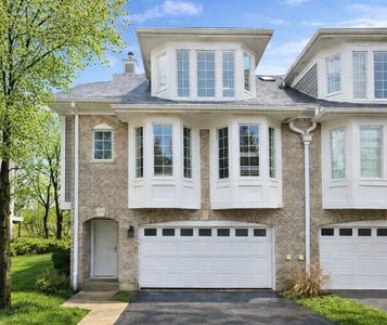 1016 N Glenview Ct, Palatine, IL, 60067