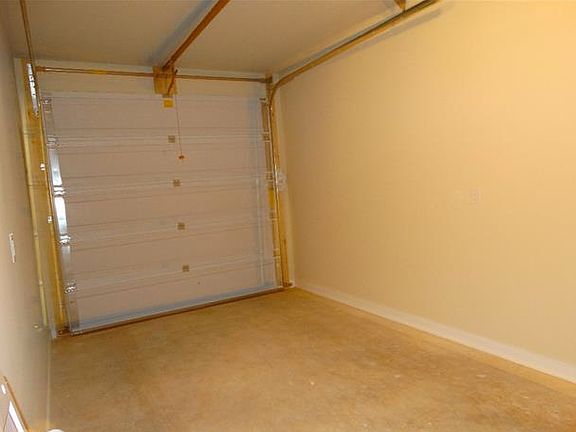 5th image of 7323 Pebble Lake Dr