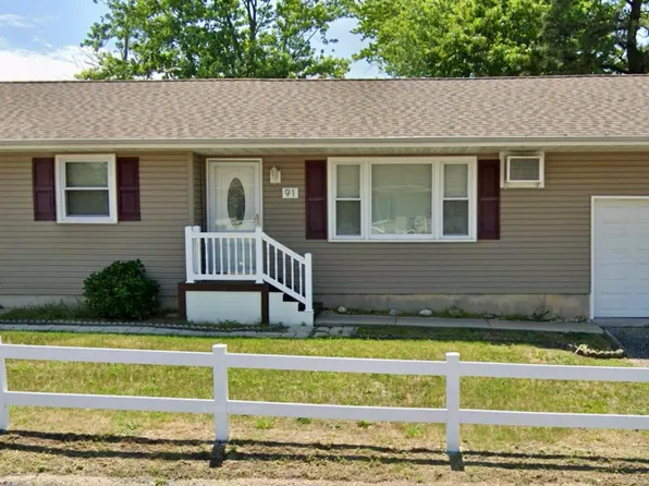 91 Birch Street, Beachwood, NJ 08722