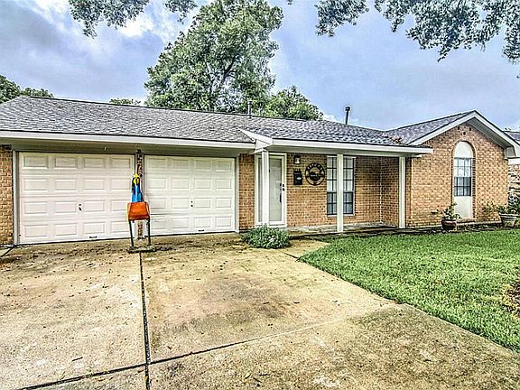5th image of 1124 Ellen Dr