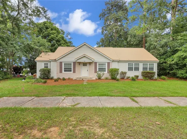 542 W Plum St, Jesup, GA 31545
