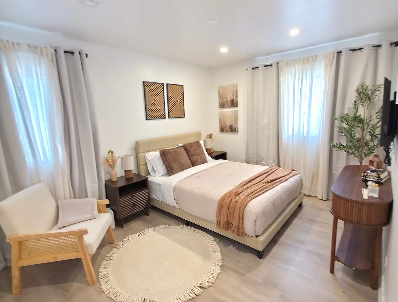 4 bed, 2.0 bath, $12,168 — Photo 4
