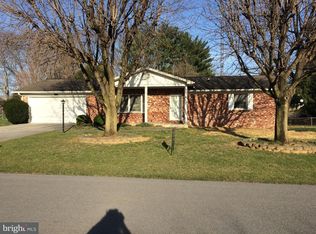109 Meadowbrook Dr, Martinsburg, WV 25401