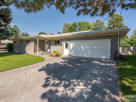 2nd image of 2041 Monticello Dr