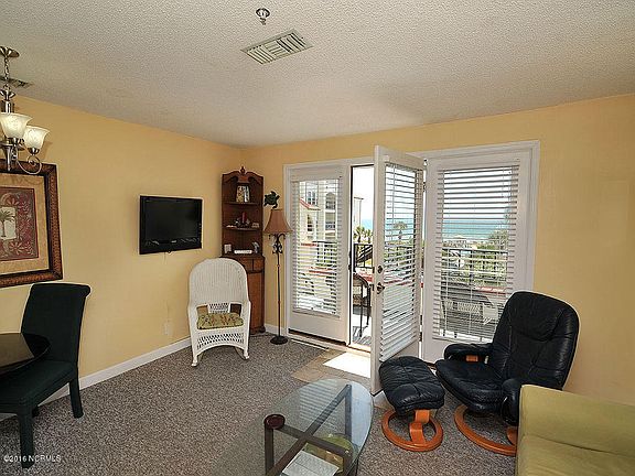4th image of 790 New River Inlet Road #202-B