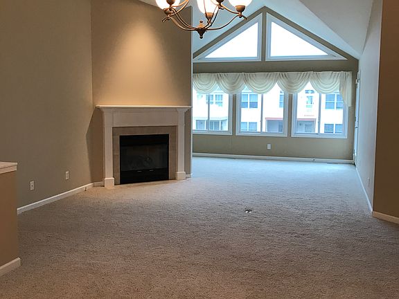 5th image of 3521 Megan Ct NW