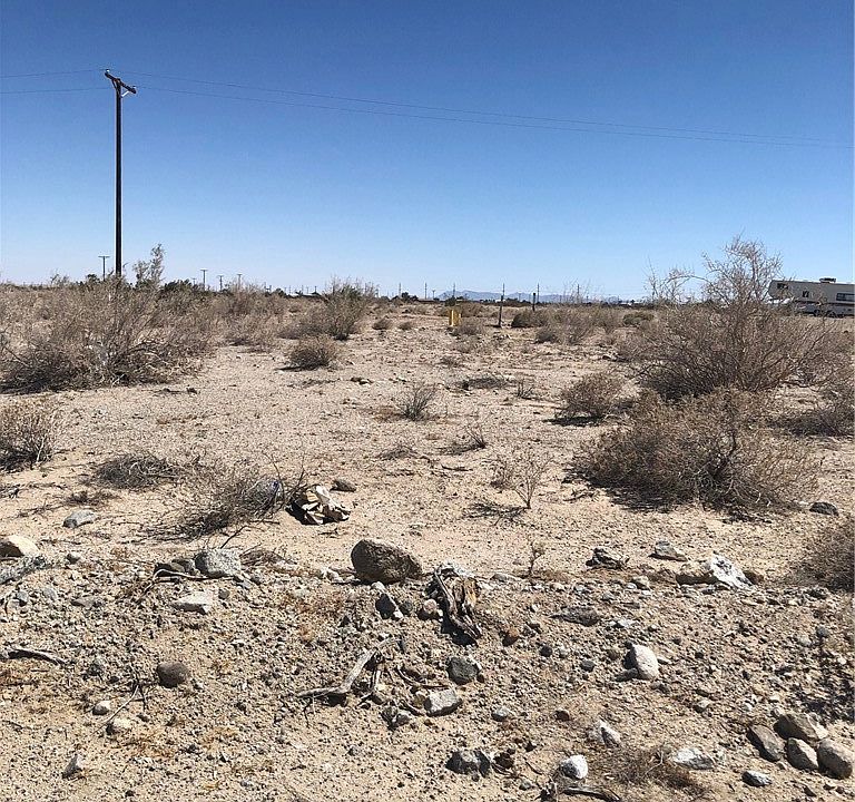 2120 Monroe Ave Thermal CA Zillow