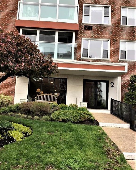 1st image of 2 Salisbury Pt APT 5B