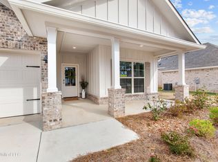 163 Sweetbriar Cir, Canton, MS 39046