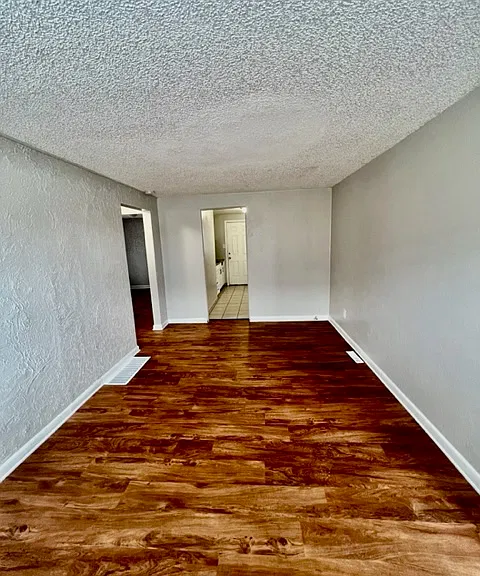 Stanley Flats II — Photo 20