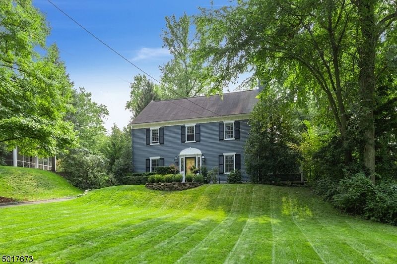 1st image of 89 Hathaway Ln