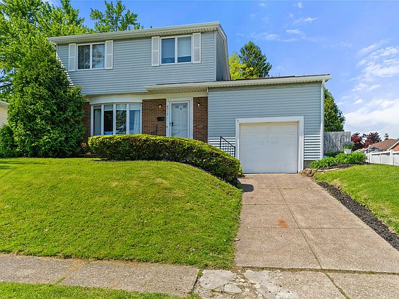 2nd image of 4012 Greengarden Rd