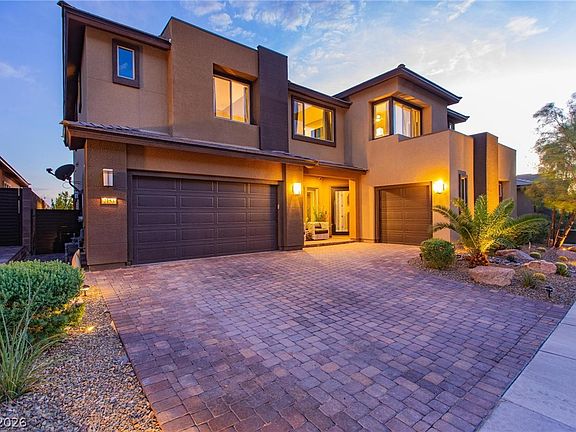 3rd image of 2153 King Crest Ct