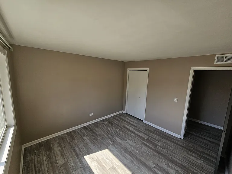 624 Rush St #B — Photo 8