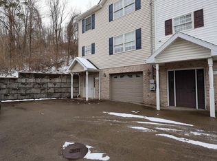 1508 Bergamont St, Morgantown, WV 26505