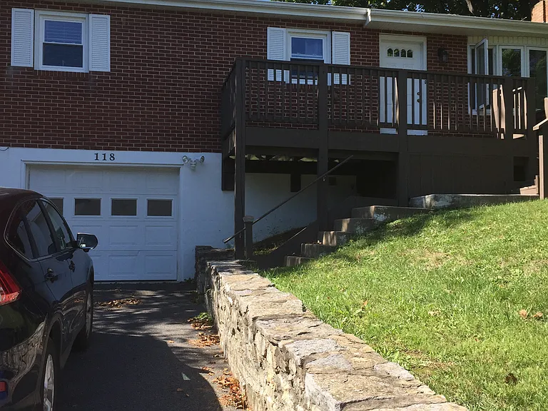 118 Oakwood Dr — Photo 14