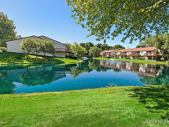 4th image of 5115 Waterside Dr