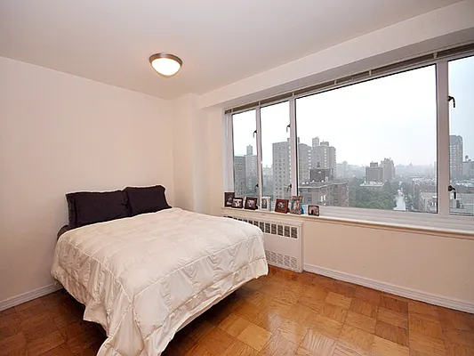 Rented by Cooper & Cooper Real Estate | media 44