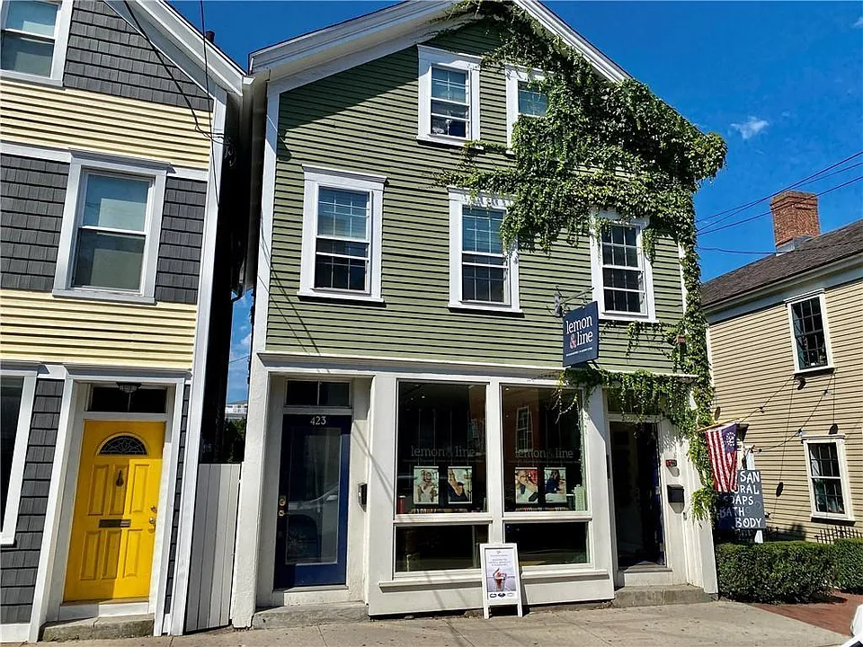 423 Thames St #2
