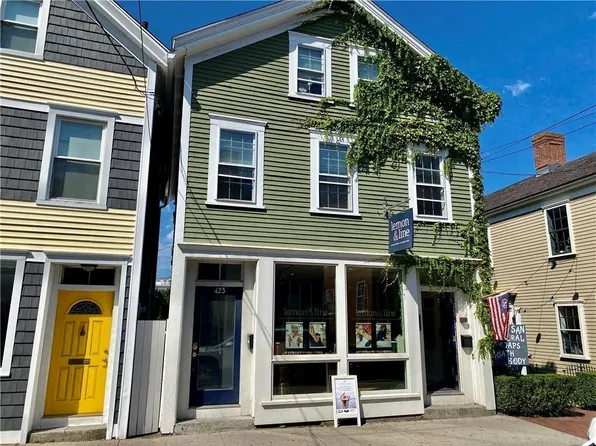 423 Thames St #2, Newport, RI 02840