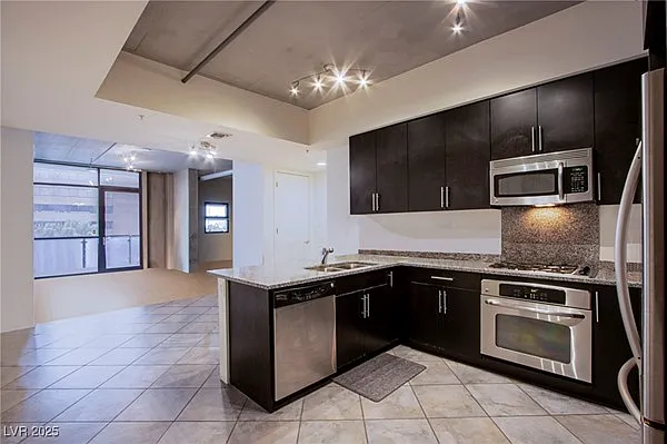 353 E Bonneville Ave #471 — Photo 10