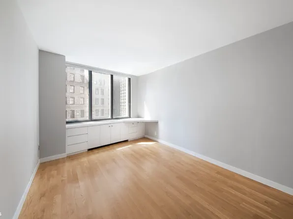 5 East 22nd Street 8F image 14 of 15