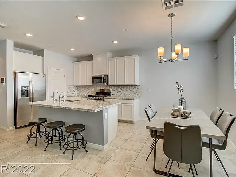 827 E Spring Estates Ave — Photo 35