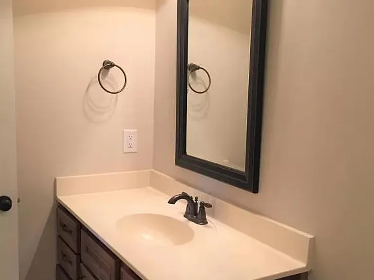 1672 Cambria Dr #A — Photo 12
