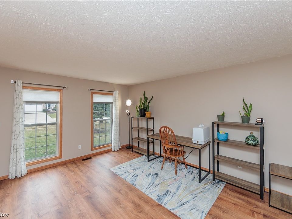 2014 Glenmont Dr, Brunswick, OH 44212 Zillow