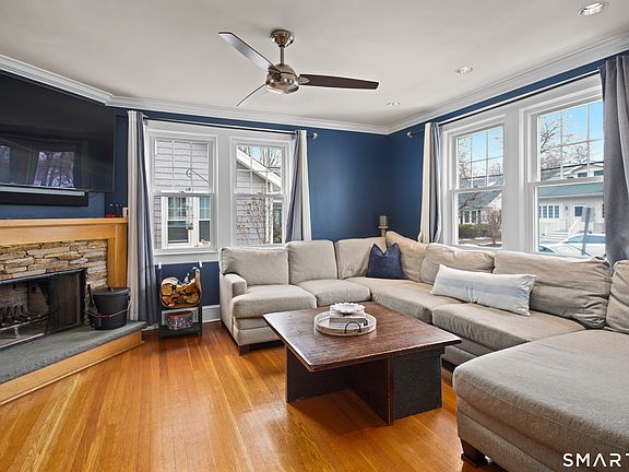 4th image of 33 Myrtle Street