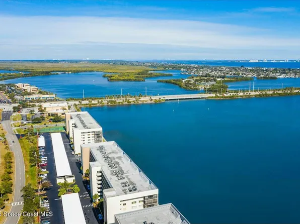 250 S Sykes Creek Pkwy #706, Merritt Island, FL 32952