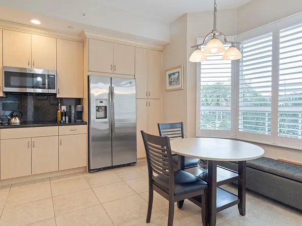16135 Emerald Estates Drive #271, Weston, FL 33331