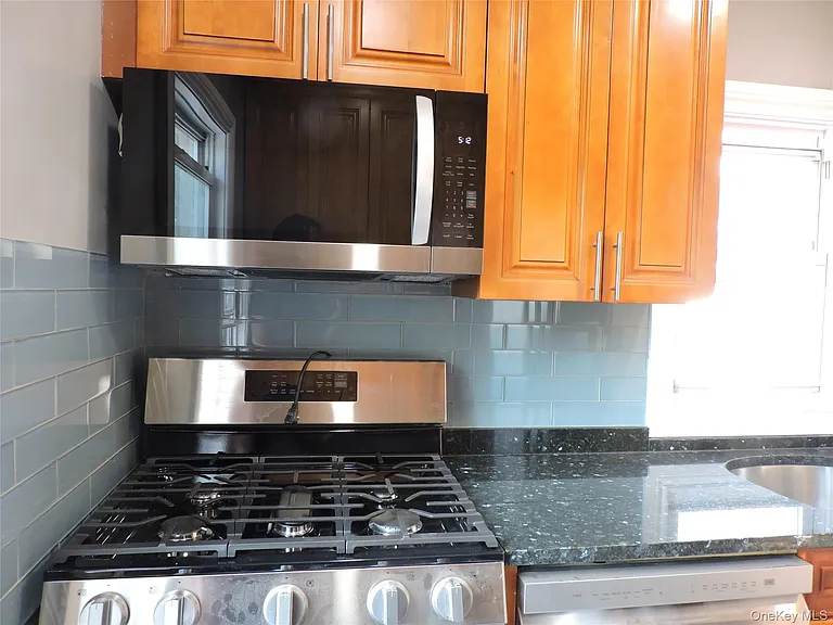 47 Hillside Ave — Photo 6