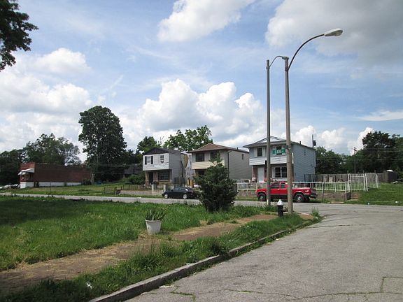 3rd image of 4137 Gano Ave