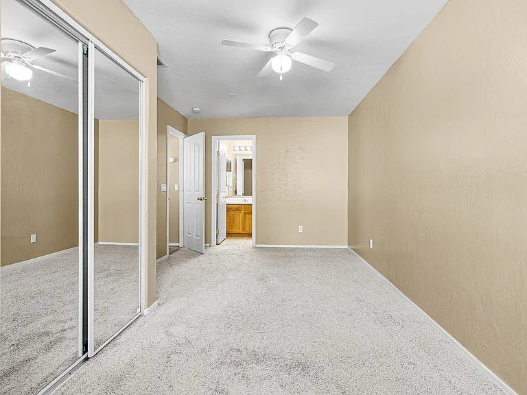 751 N Port Dr — Photo 12